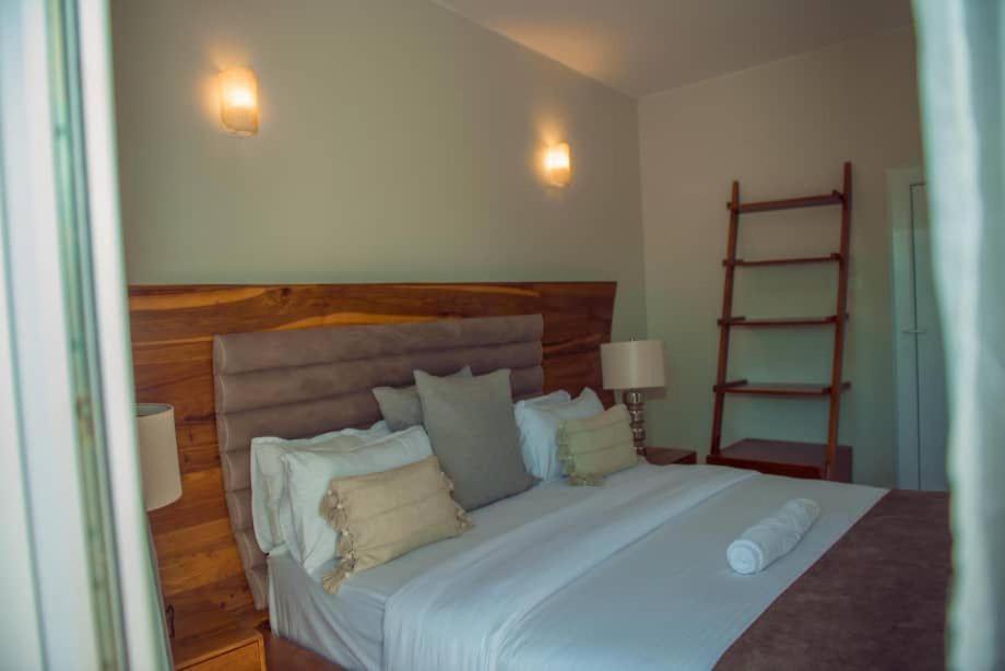 G7 Wonders Hotel Utengule 外观 照片